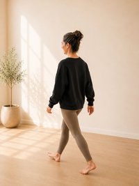 Elisa — Women's black crew neck sweatshirt