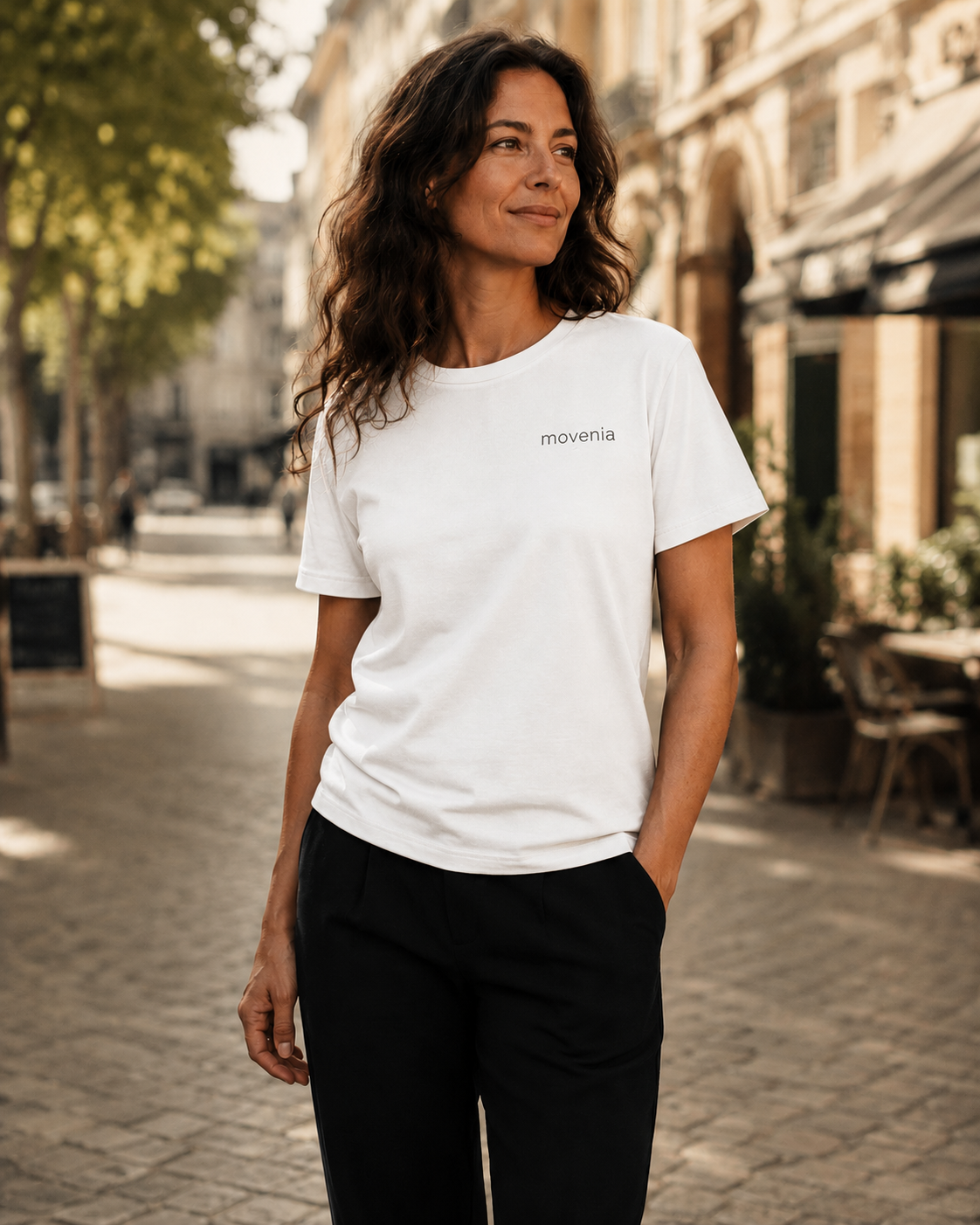 Serena blanc, en rue
